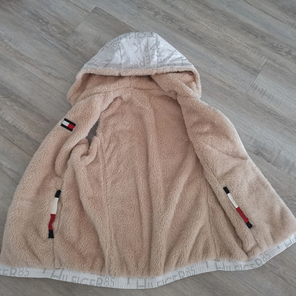 Reversible Vest - Picture 7 of 7